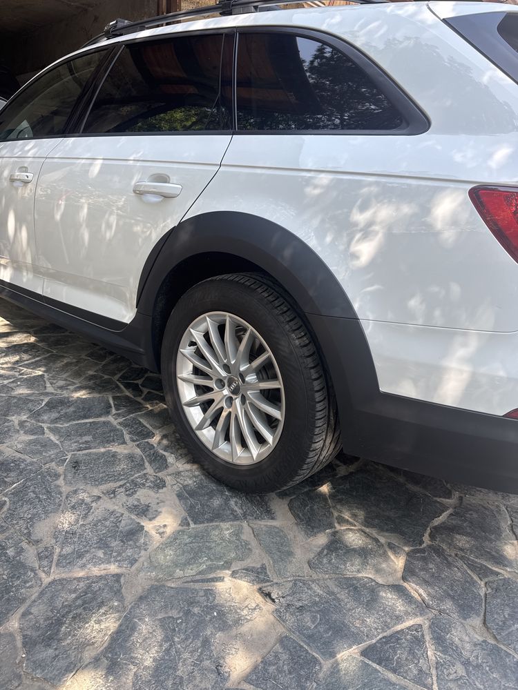 Джанти 17 цола с летни гуми за Ауди А4 Allroad