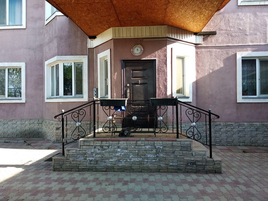 Большой уютный дом для большой счастливой семьи