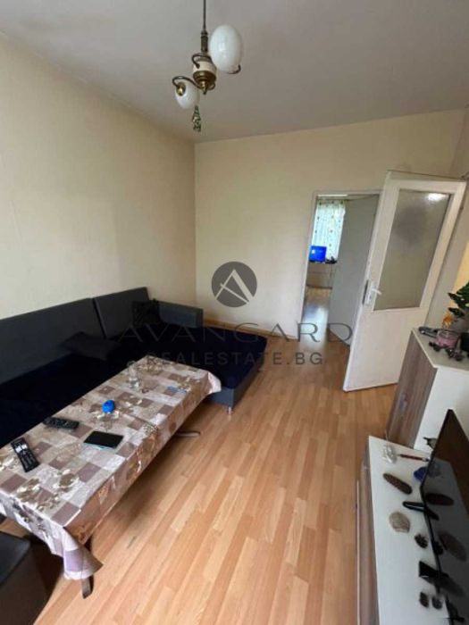 Продава се Двустаен апартамент в Пловдив, Център - 65 кв.м за 1442 €/кв.м - Снимка #1