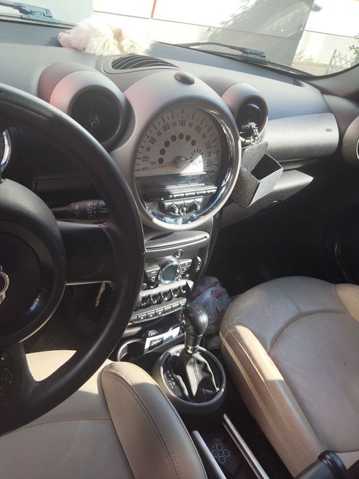 Мини купър 4х4 автомат дизел 13000 лв