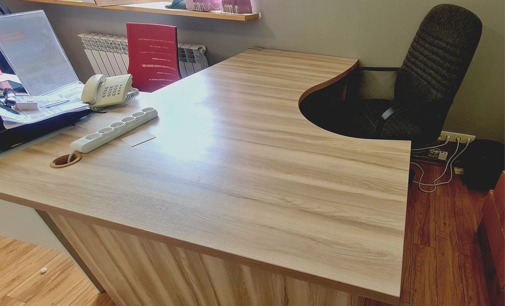 Офисный стол 160 на 120