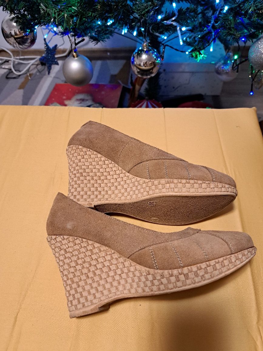 Pantofi bej, piele naturala, noi, 36