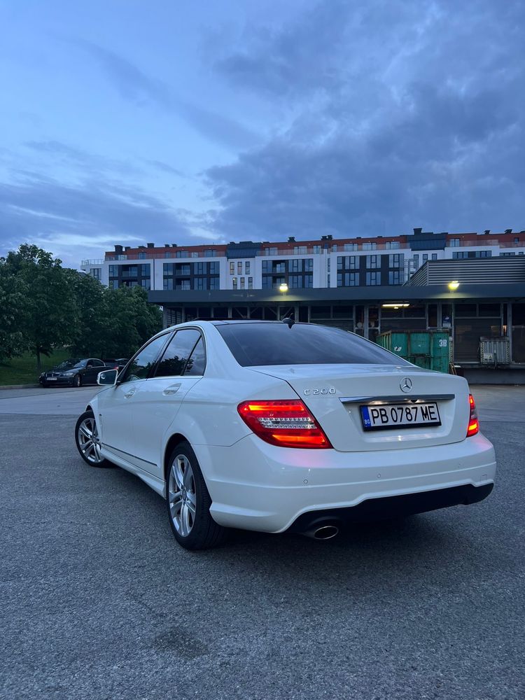 Mercedes C 200 - перфектно състояние