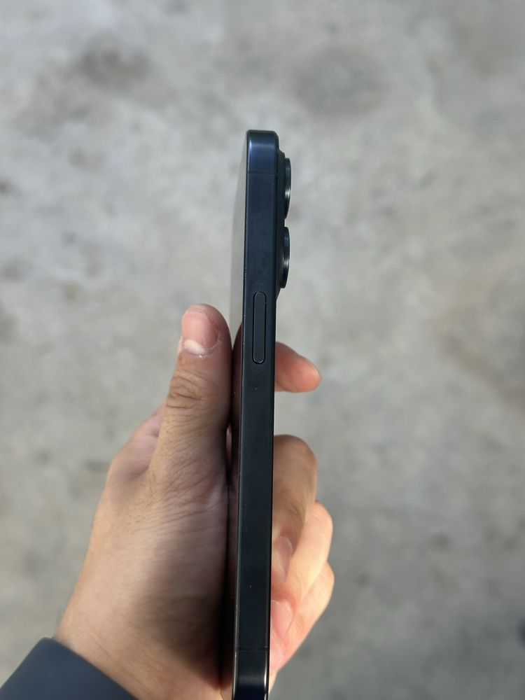 Iphone 15 pro 89% 128gb