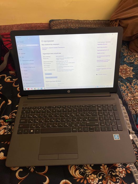 Noutbook HP 16 dyum