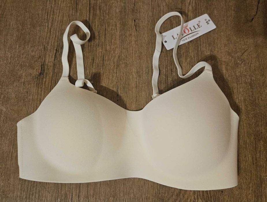 Дамски сутиен без банели
