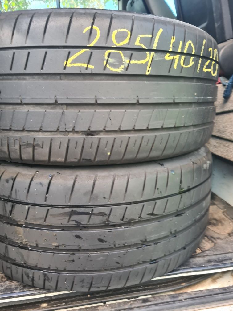 Гуми 285/40/20 2броя