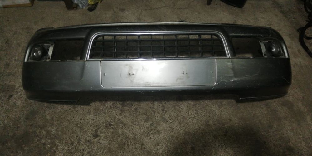 Бампер передний на Ауди А6С5 рестайлинг