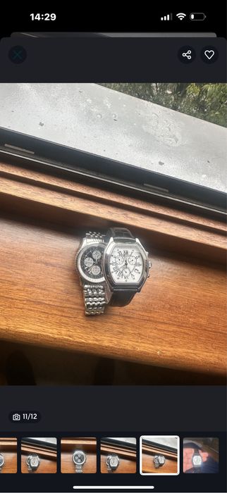 Два броя часовници