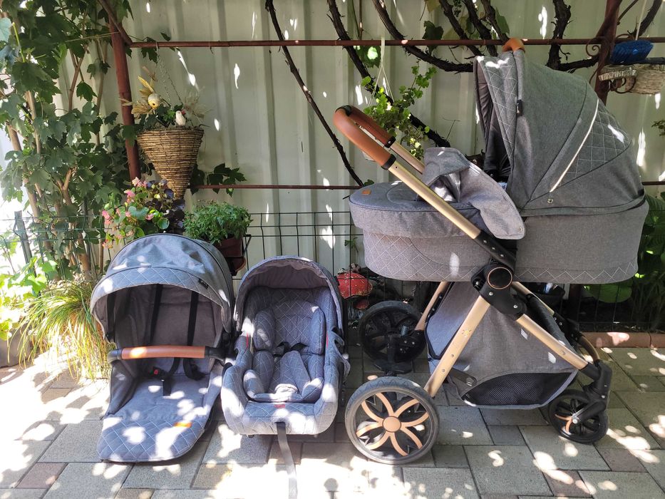 Cărucior 3 in 1 de vânzare