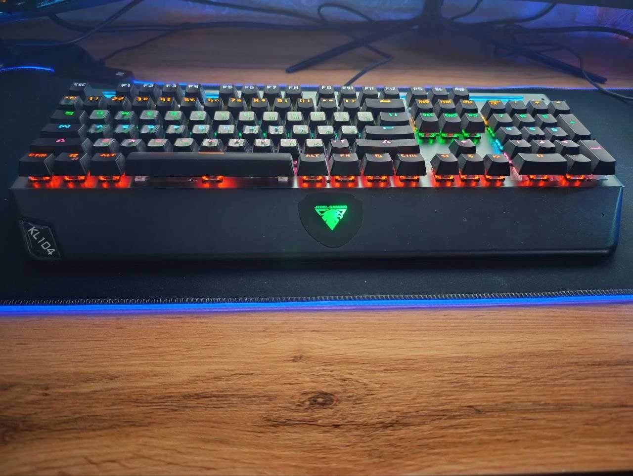 МОЩНАЯ механическая игровая клавиатура JEDEL GAMING KL-104. Проводная.