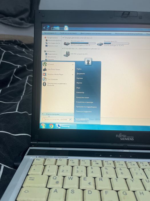 Лаптоп Fujitsu Siemens