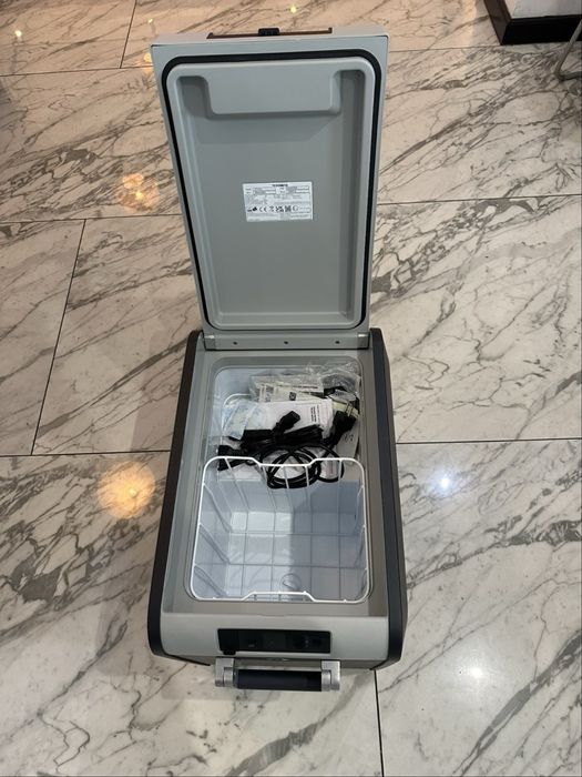 Vand frigider portabil Dometic