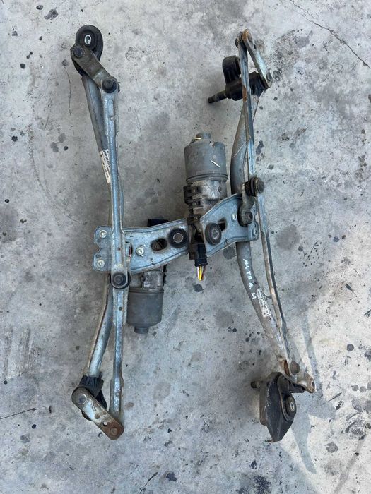 Ansamblu stergatoare cu motoras Opel Astra H 2004–2010