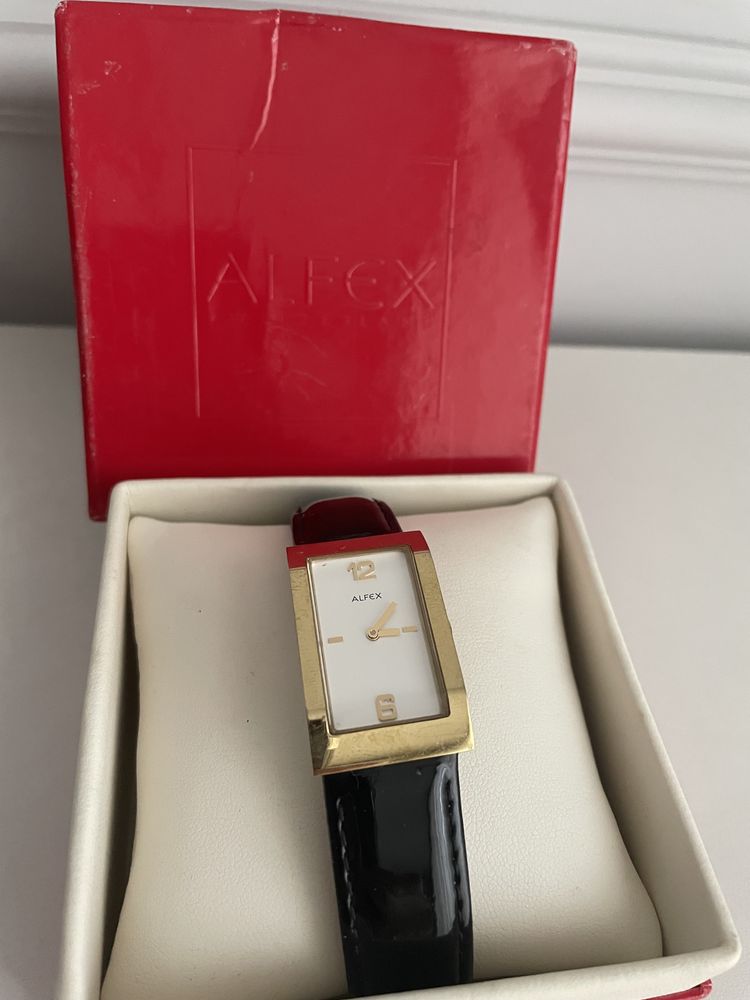 Швейцарские часы AlFEX