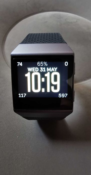 FITBIT ionic stare foarte bună