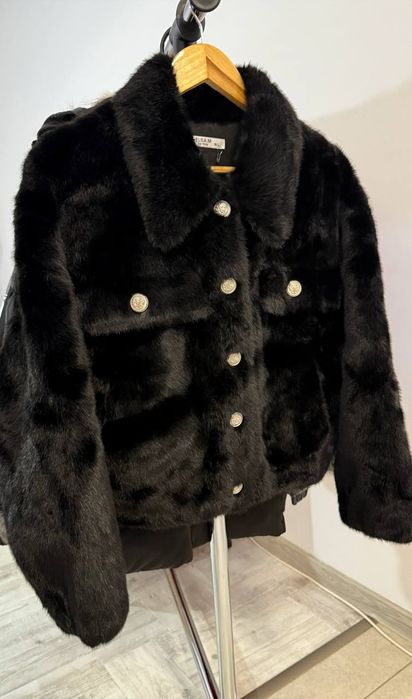 Geaca blana artificiala