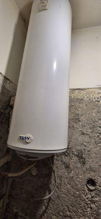 Продавам бойлер "Теси"