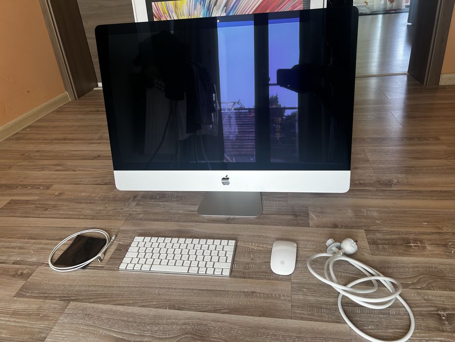 Vând iMac Retina 5K 27” 2019 Intel Core i5 1TB
