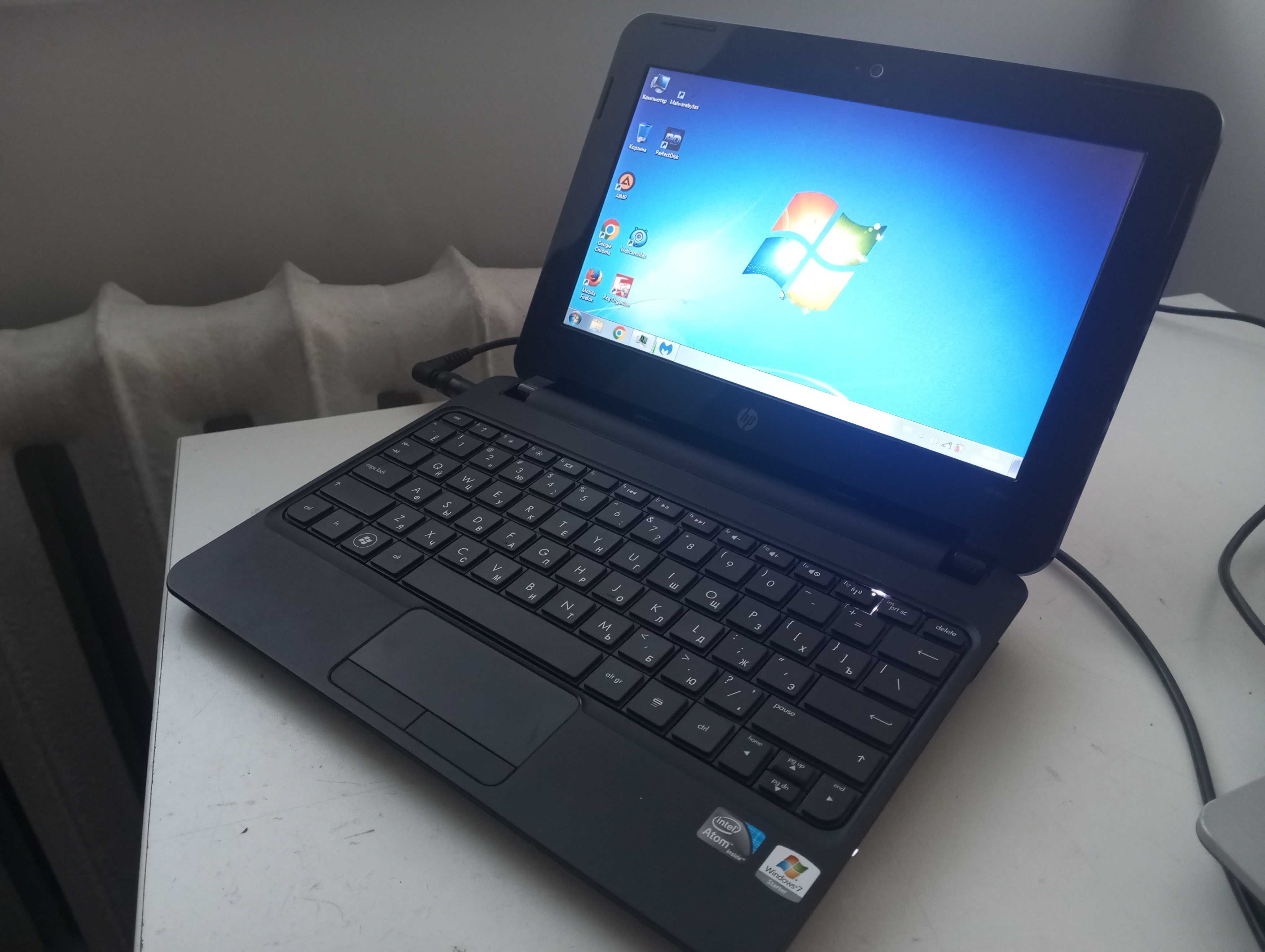 Нетбук HP Mini + сумка