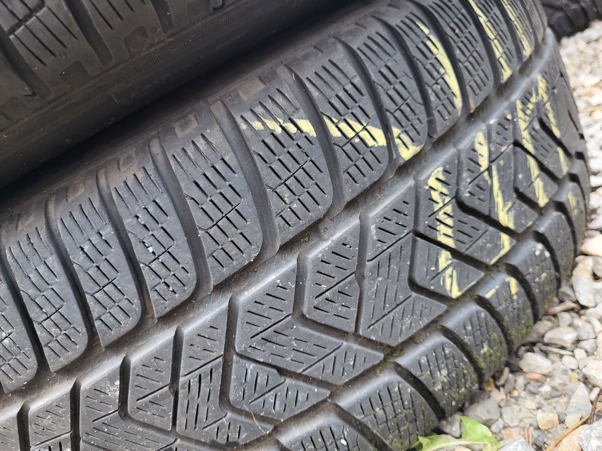 4 бр 235/60/18 Pirelli зимни гуми