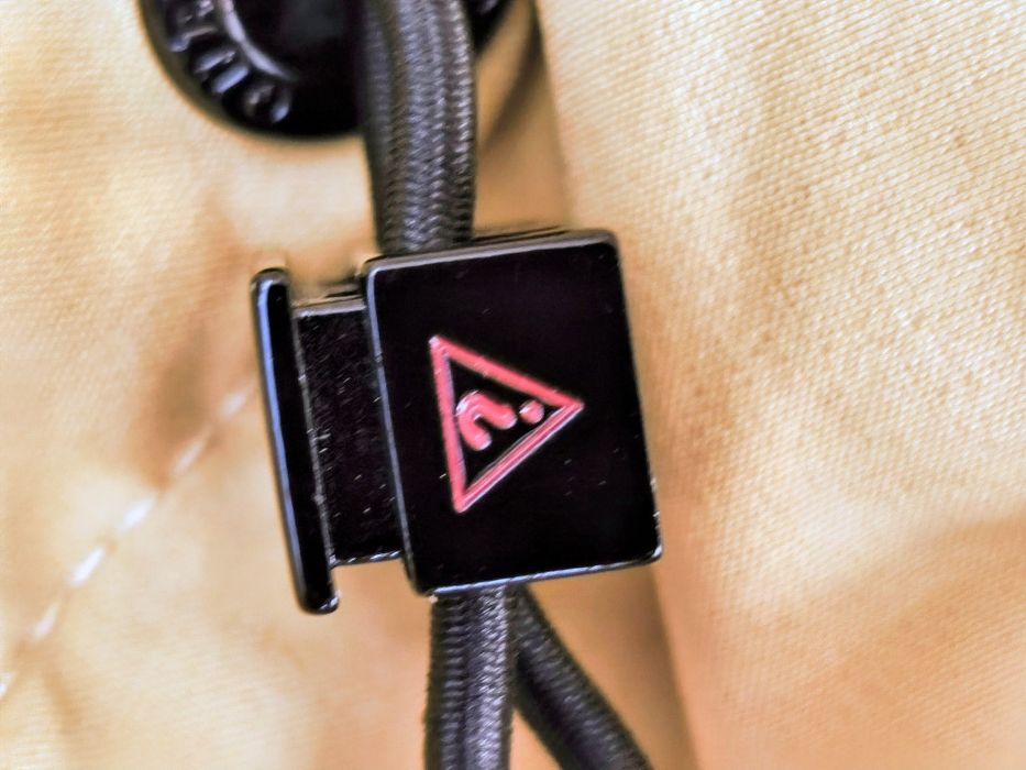 Дамско зимно ски яке Guess размер S