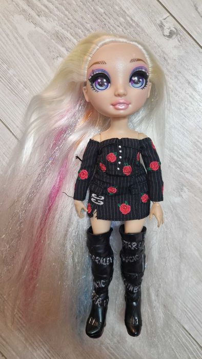 Голяма колекция на LoL OMG и Rainbow high кукли