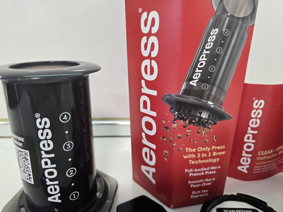 Уред за приготвяне на кафе инфузер AeroPress черен