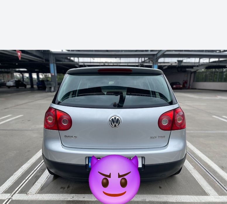 Se vinde golf 5  an 2005 motor BKD 2000 diesel masina rulează zilnic