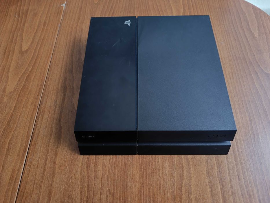 Playstation 4 с джойстик