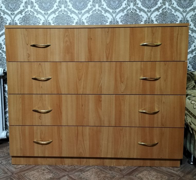 Продам комод, мебель в хорошем состоянии