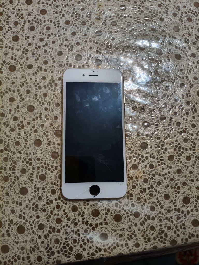 продам айфон 6  apone 6