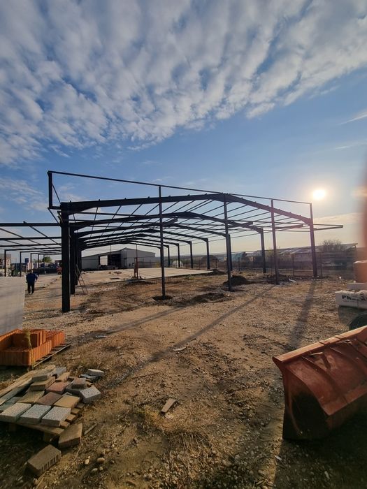 Vând structura hala metalica