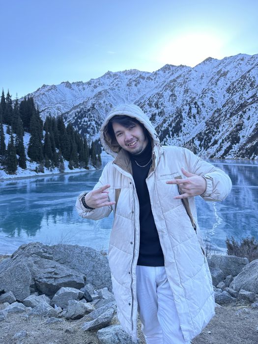 продам друга(надоел)