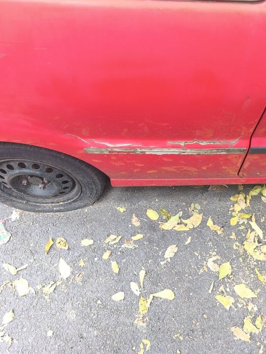 Volkswagen Polo 1.0 (anul 2000)