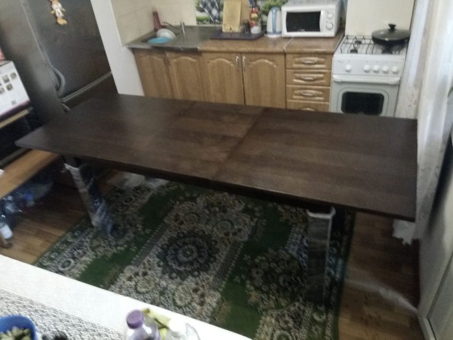 Стол раздвижной массивный