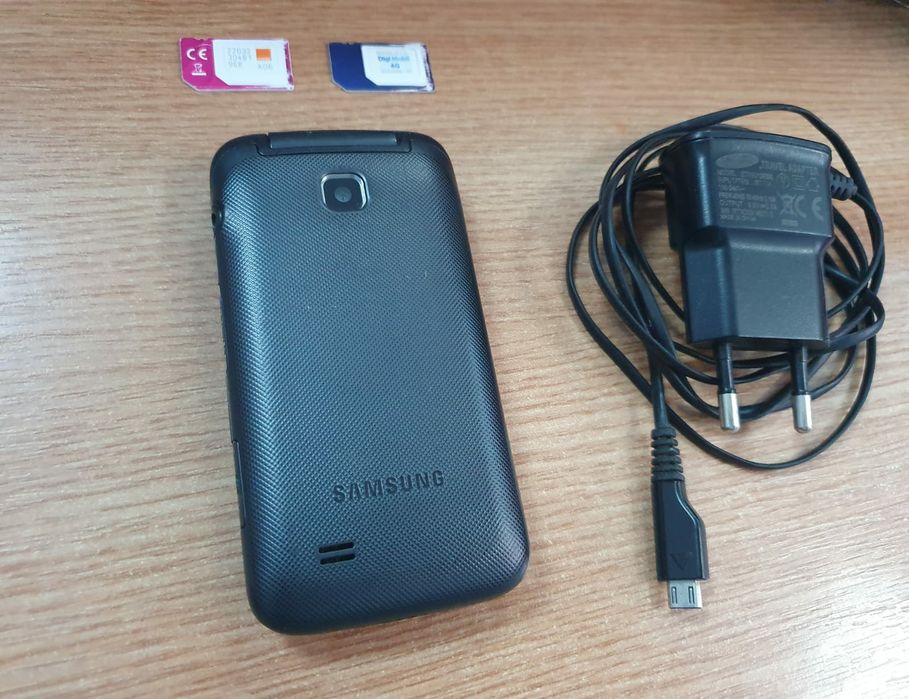 telefon Samsung GT-C3520 LCD color clapeta butoane mari argintiu seni