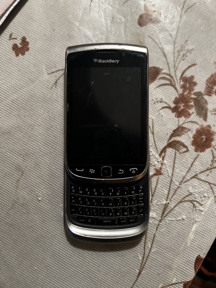 BlackBerry 9810