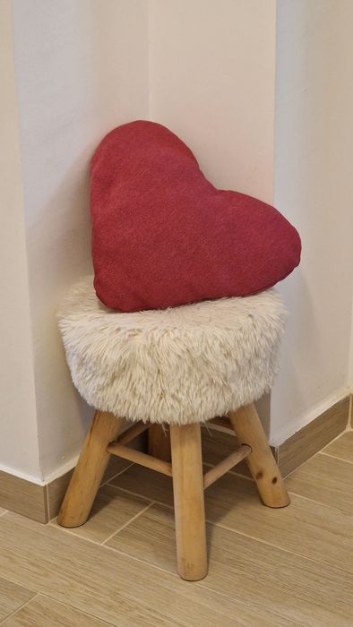 Pernuțe decor mov/roz