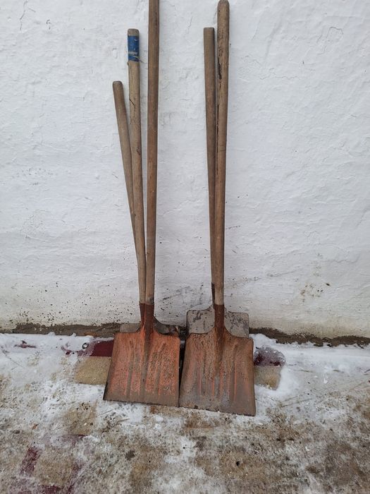 Продам лопатаааааа