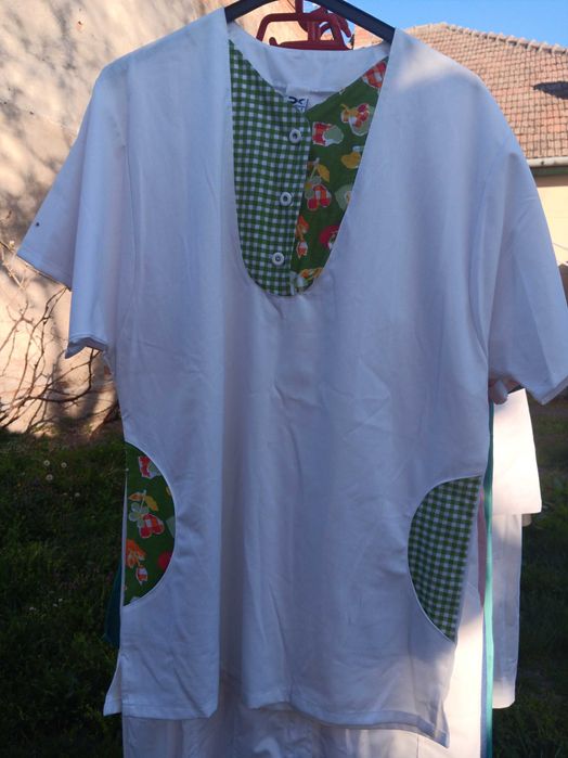 Vand halate albe si colorate