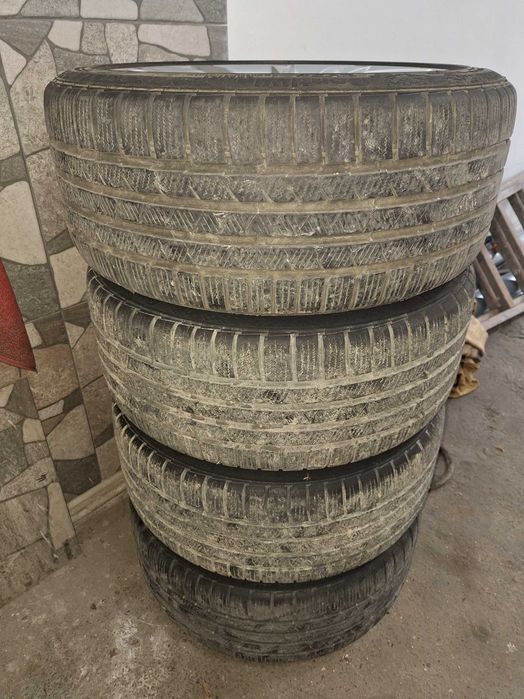 Зимни гуми  Continental 245/45/18