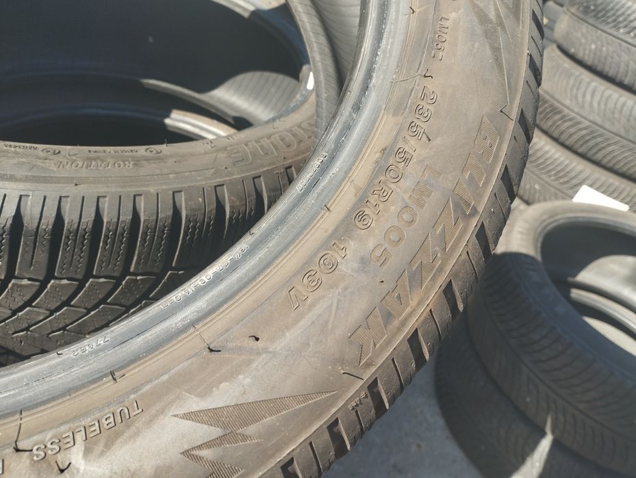 4 buc 235 50 r19 103V Bridgestone iarnă, dot 2022