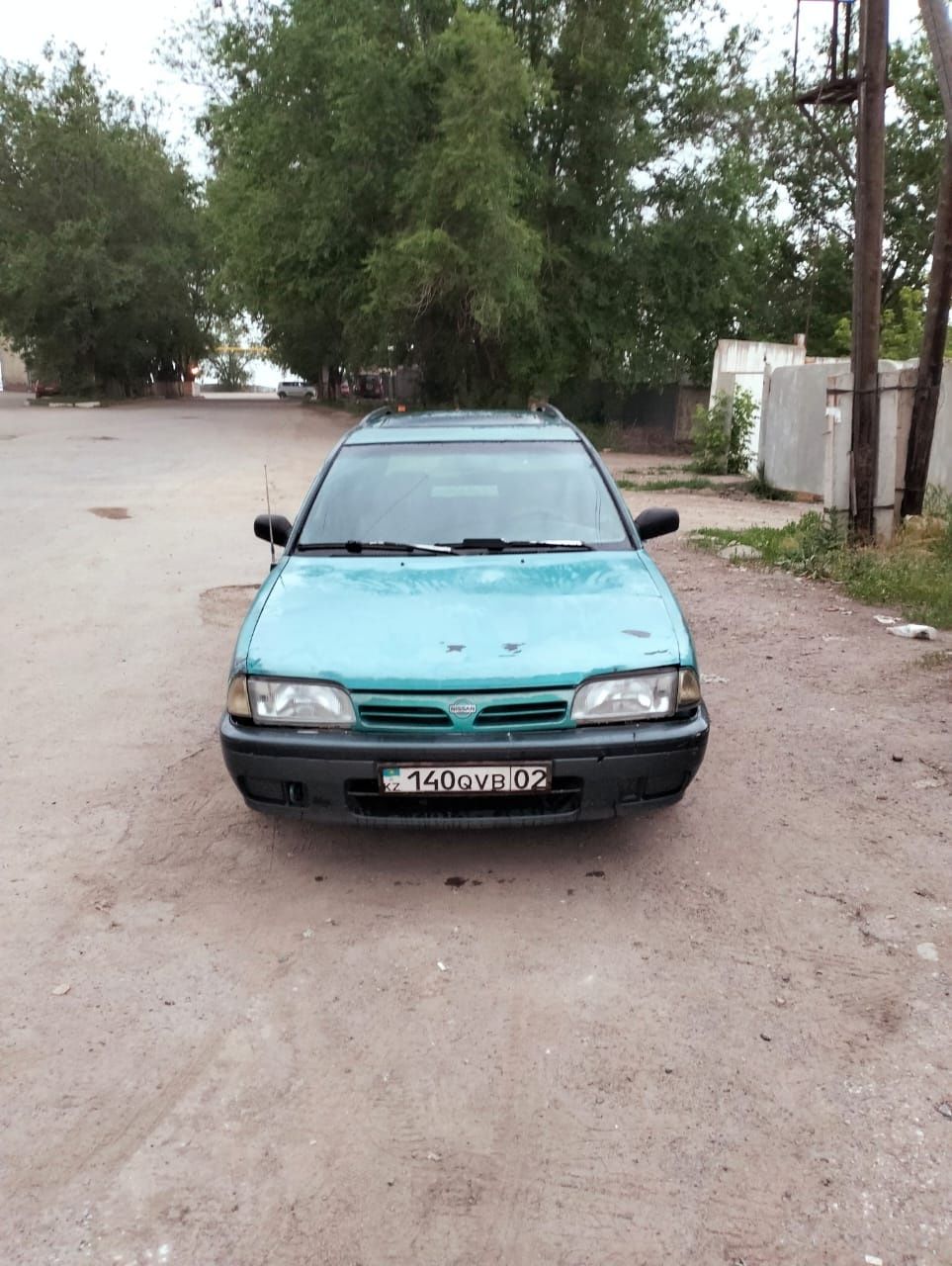 Продаю отличный Nissan primera 1994 года