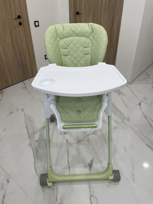 Детский стульчик для кормления Happy Baby