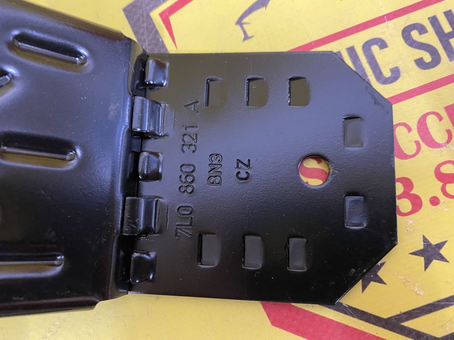 Set 2 cala metalice opritor piedica roata pliabil oem Vw 7L0860321A