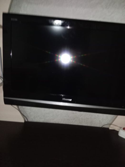 Телевизор б/у в отличном состоянии