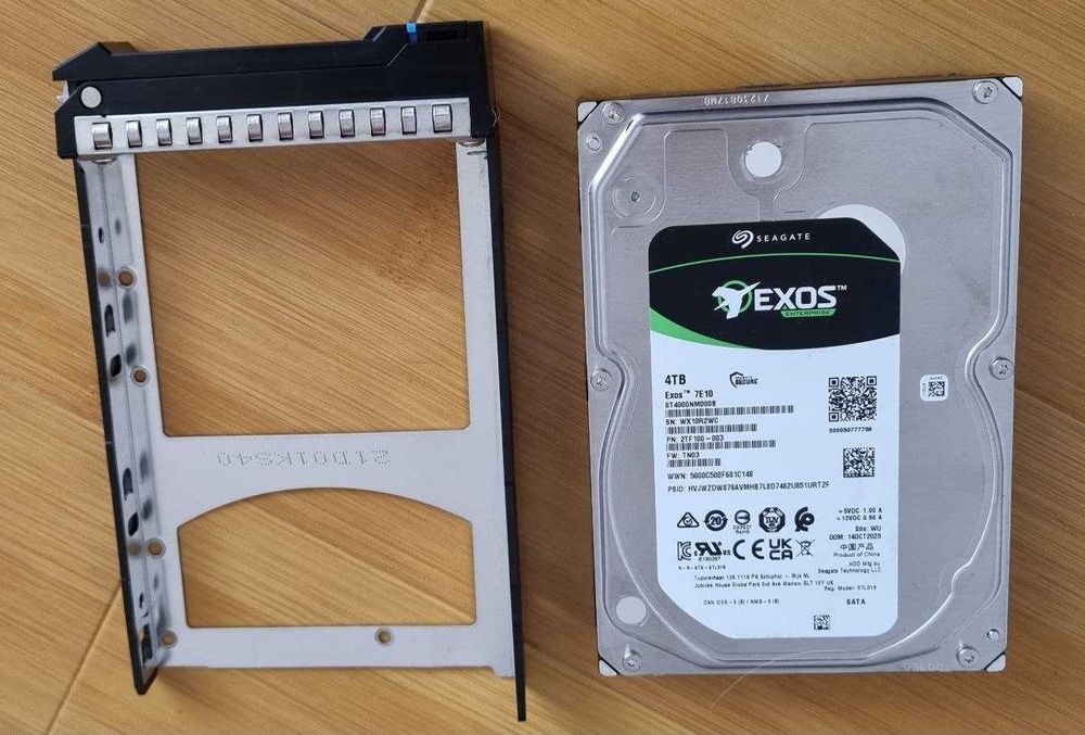 Hard Disk (HDD) SAS Seagate Exos enterprise 7E8, 4TB
