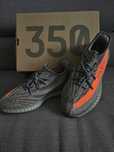 Yeezy 350 v2 Beluga