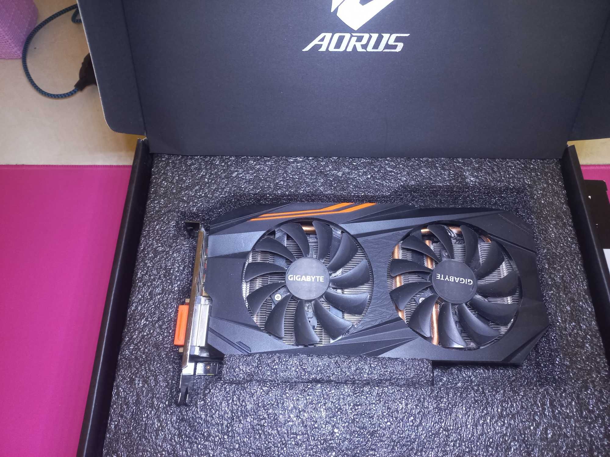 Видеокарта AORUS Radeon RX570 4Gb/DDR5 256bit